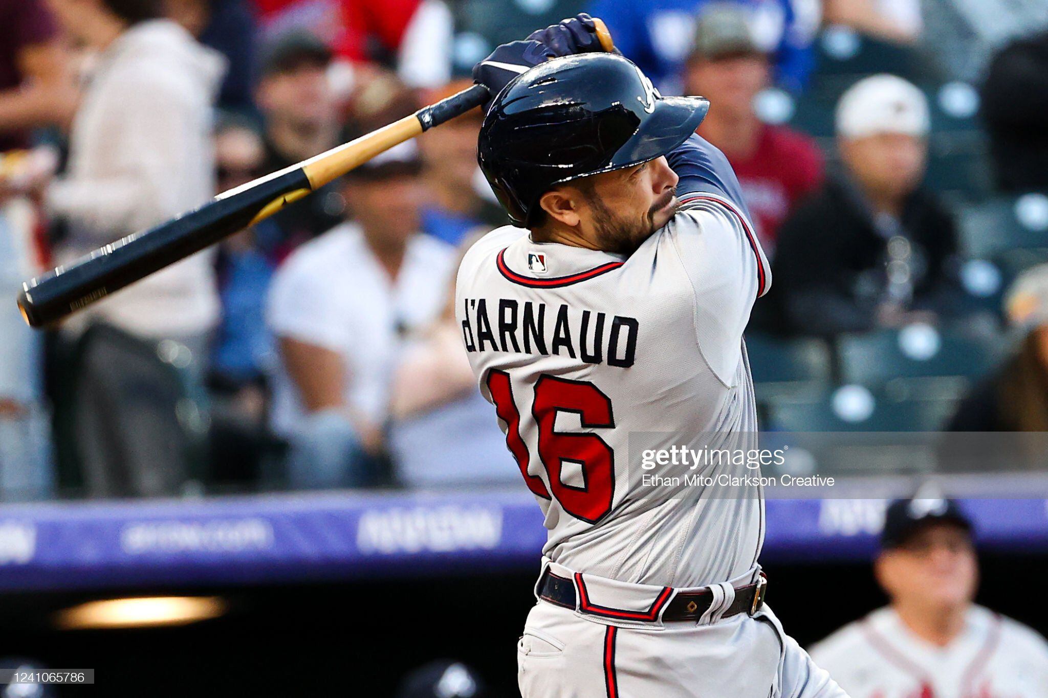 Travis d'Arnaud (2 homers) powers Braves past Rockies