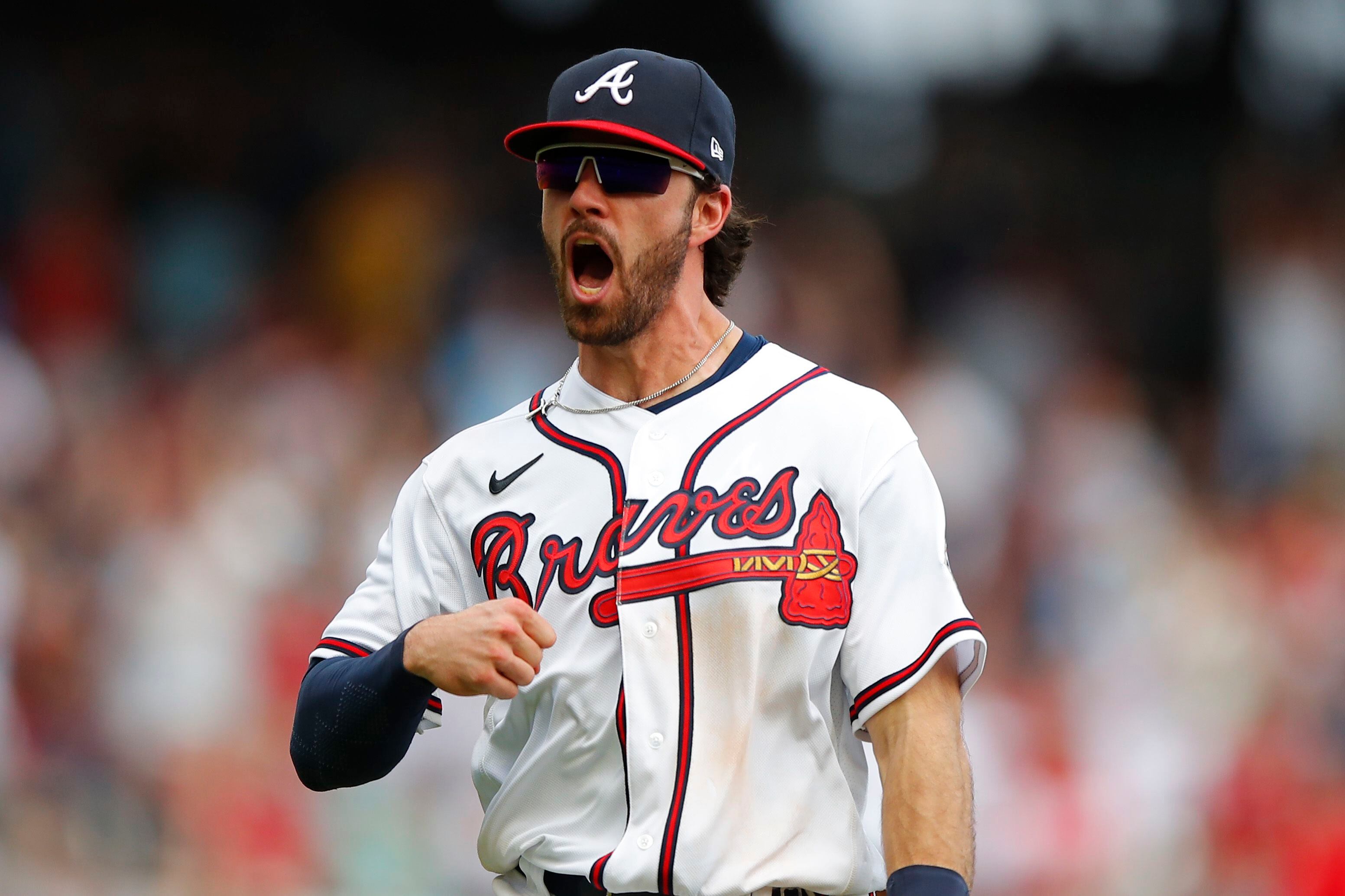 Dansby Swanson reportedly agrees to deal with Chicago Cubs - Los