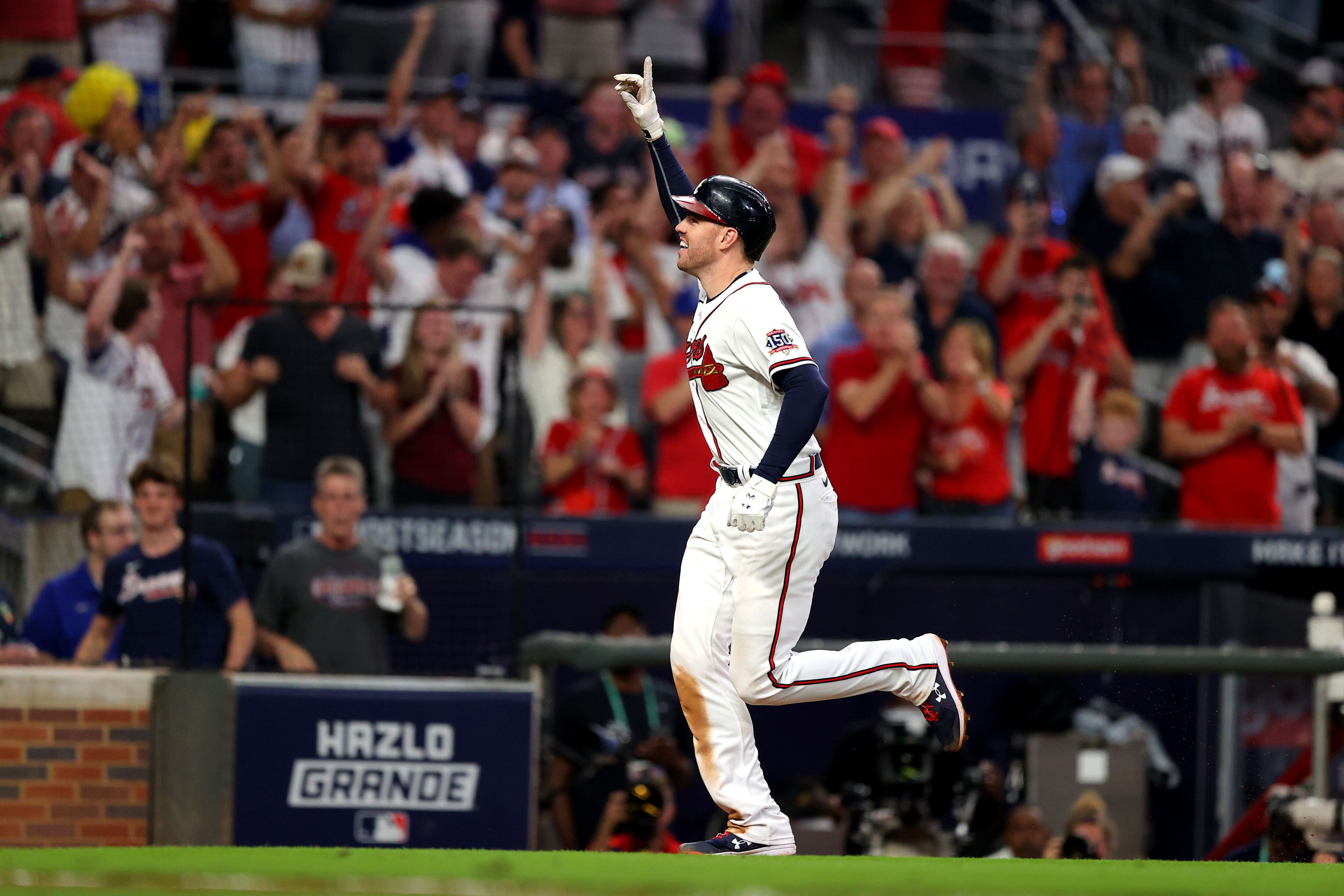 M-V-Free! Freeman HR sends Braves to NLCS, 5-4 over Brewers